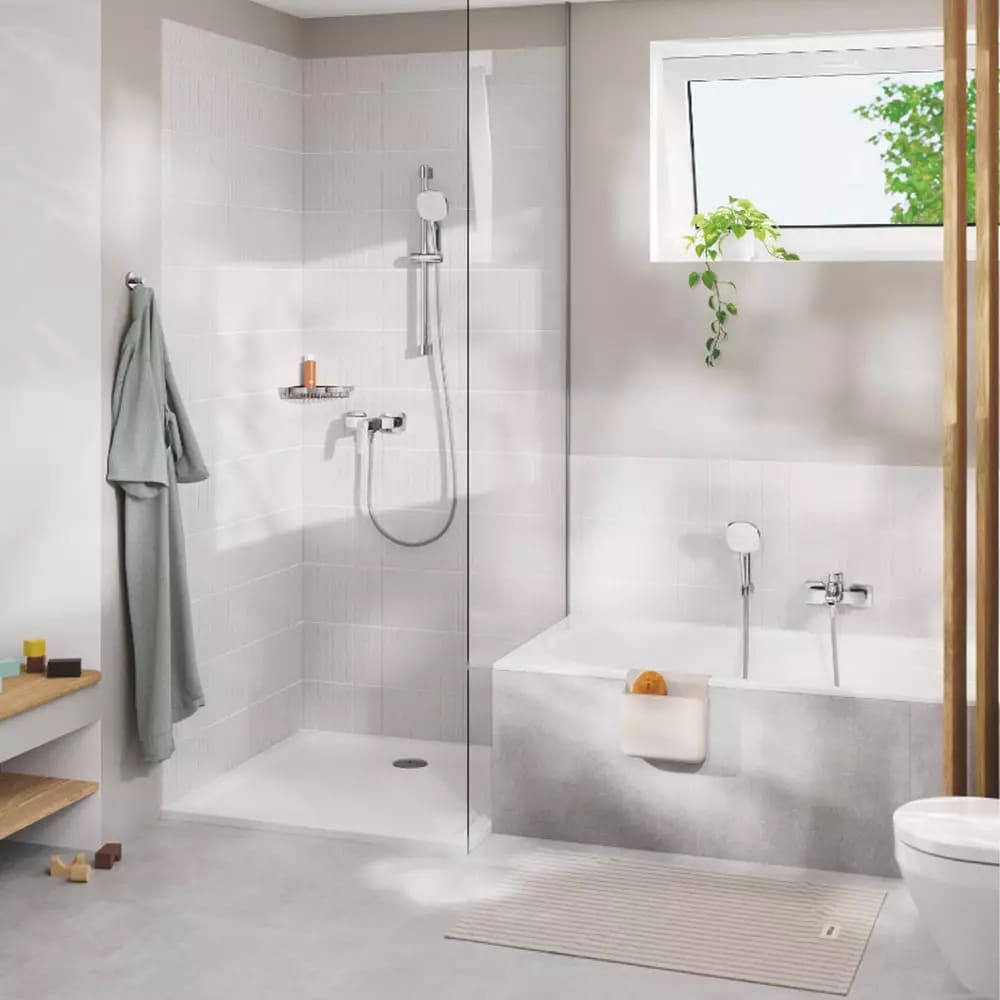Змішувач для ванни GROHE CUBEO 1018130000 хром