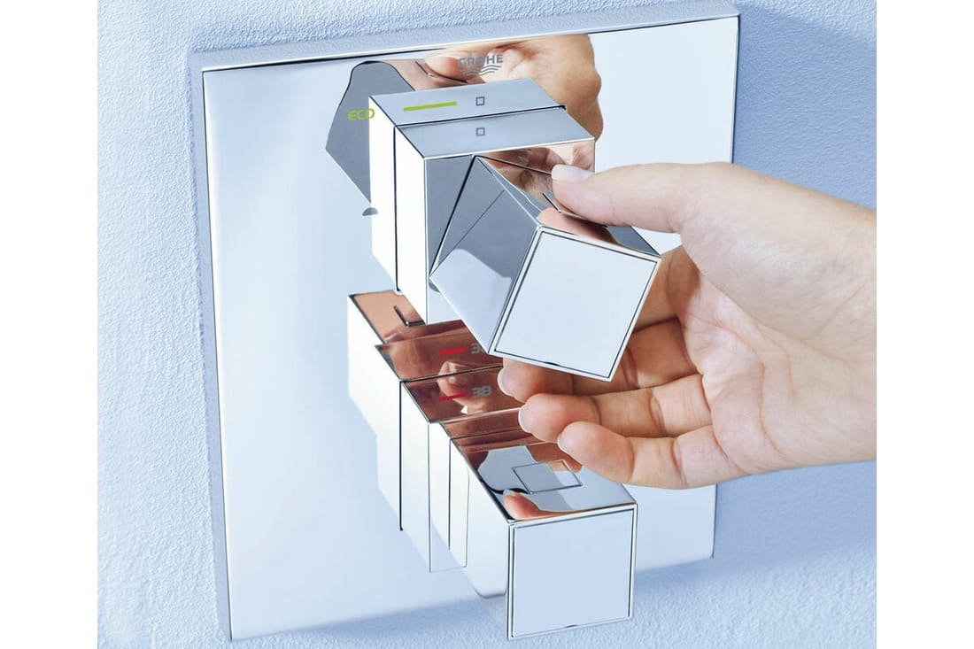 Змішувач для ванни прихованого монтажу GROHE GROHTHERM CUBE 19958000 термостат, хром