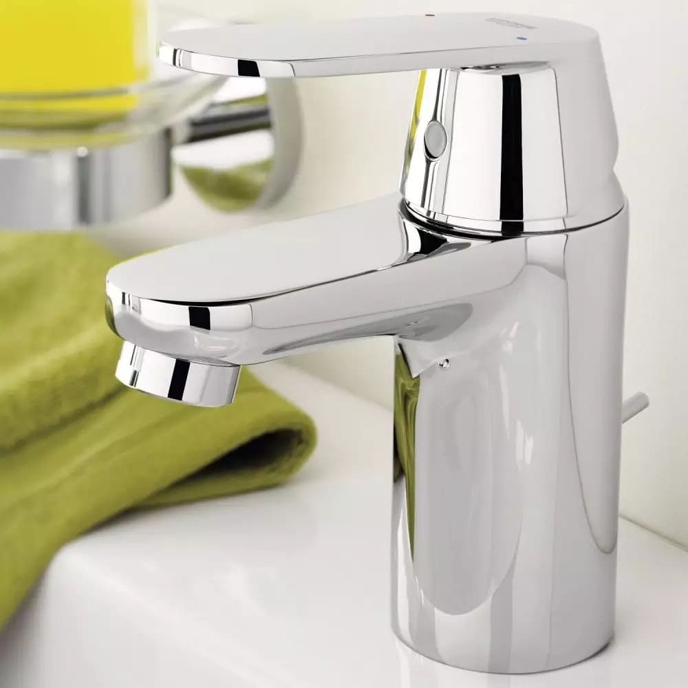 Змішувач для умивальника GROHE EUROSMART COSMOPOLITAN 23125000 хром, одноважільний з гігієнічним душем