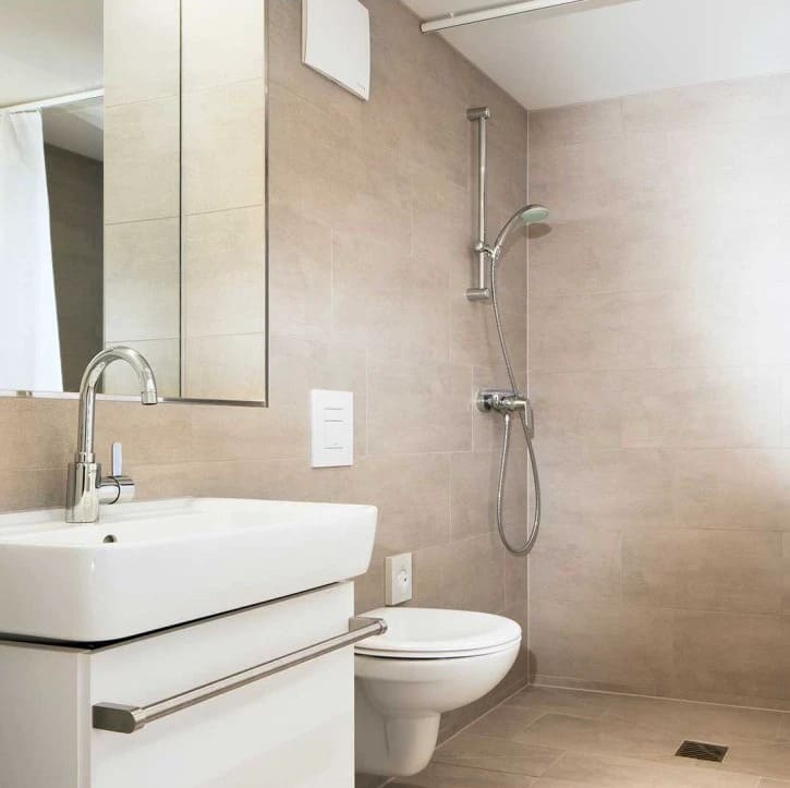 Змішувач для умивальника GROHE EUROSMART COSMOPOLITAN 32830001 хром, одноважiльний L-Size