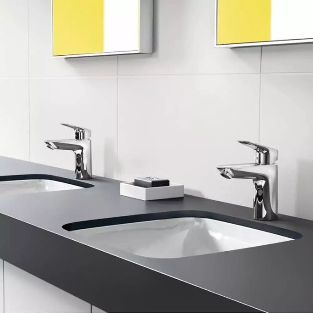 Змішувач для умивальника HANSGROHE LOGIS 71105000 одноважiльний, хром