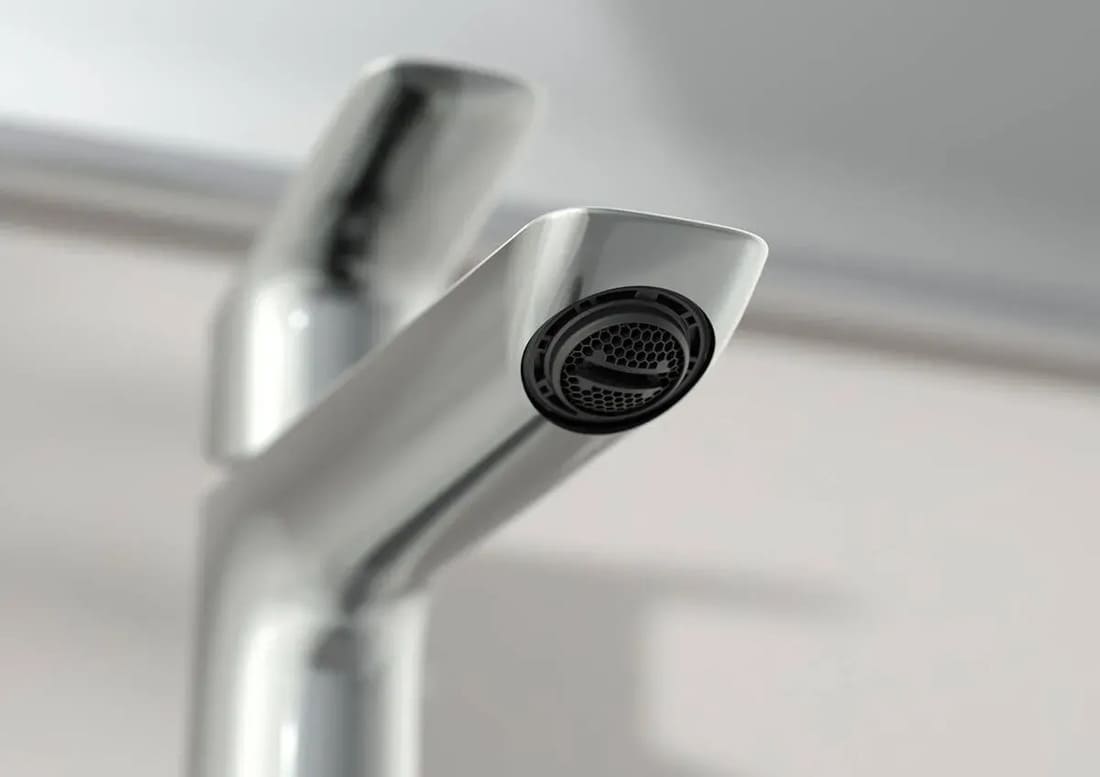 Змішувач для умивальника HANSGROHE LOGIS 71251000 одновіжільний, із зливним набором pop-up, хром
