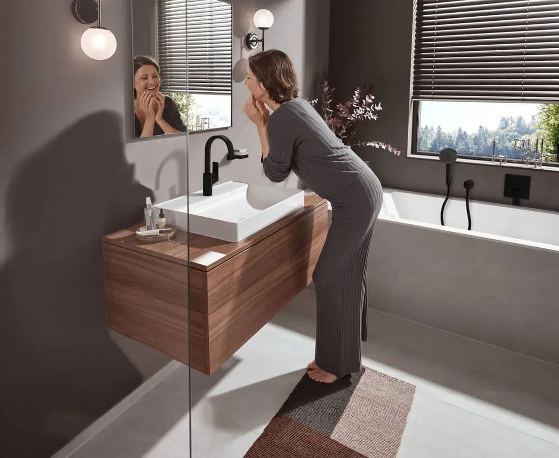 Змішувач для умивальника HANSGROHE VIVENIS 75030670 зі зливним гарнітуром, чорний матовий
