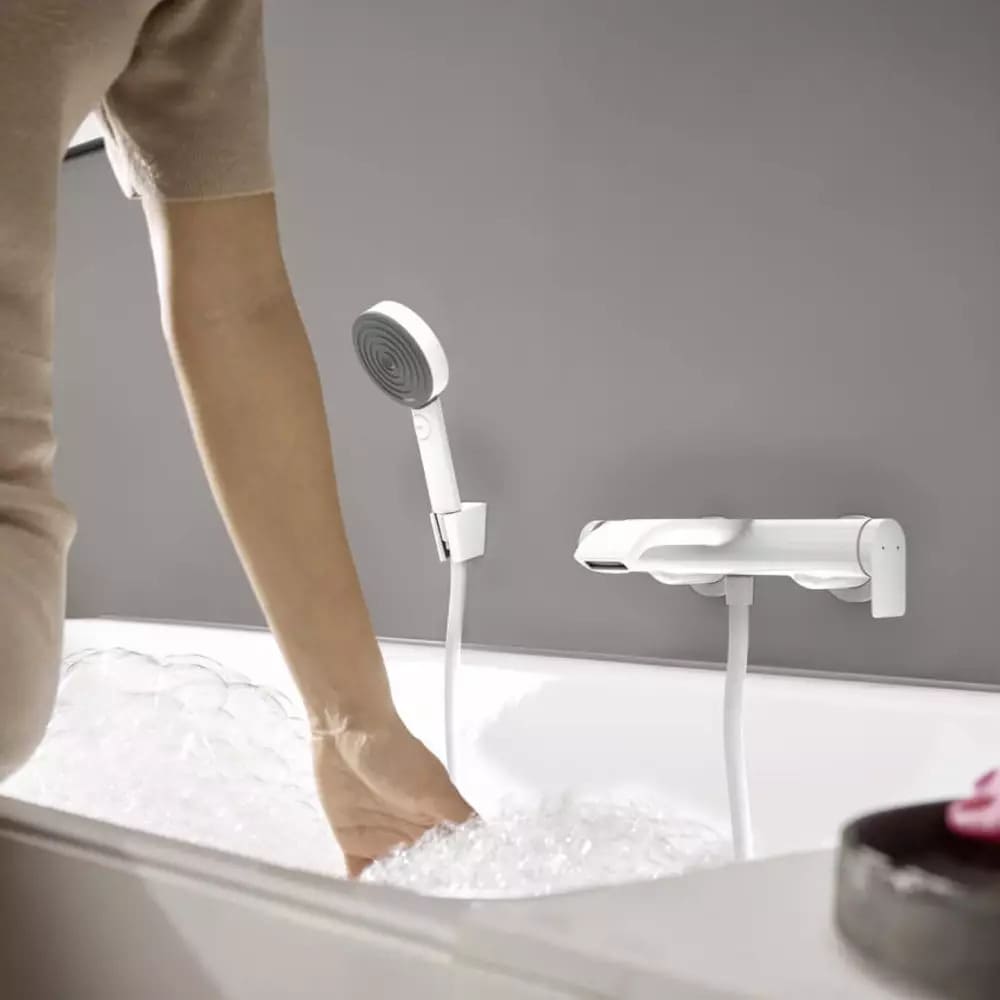 Змішувач для ванни HANSGROHE VIVENIS 75420700 білий