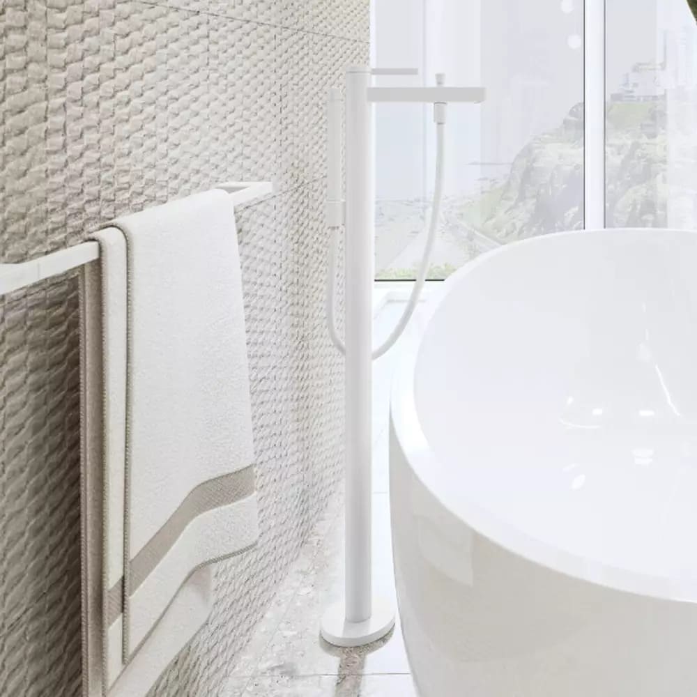 Змішувач для ванни підлоговий HANSGROHE FINORIS 76445700 білий